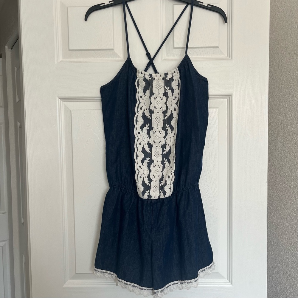 Maurice’s Lace Trim Sleeveless Romper Medium